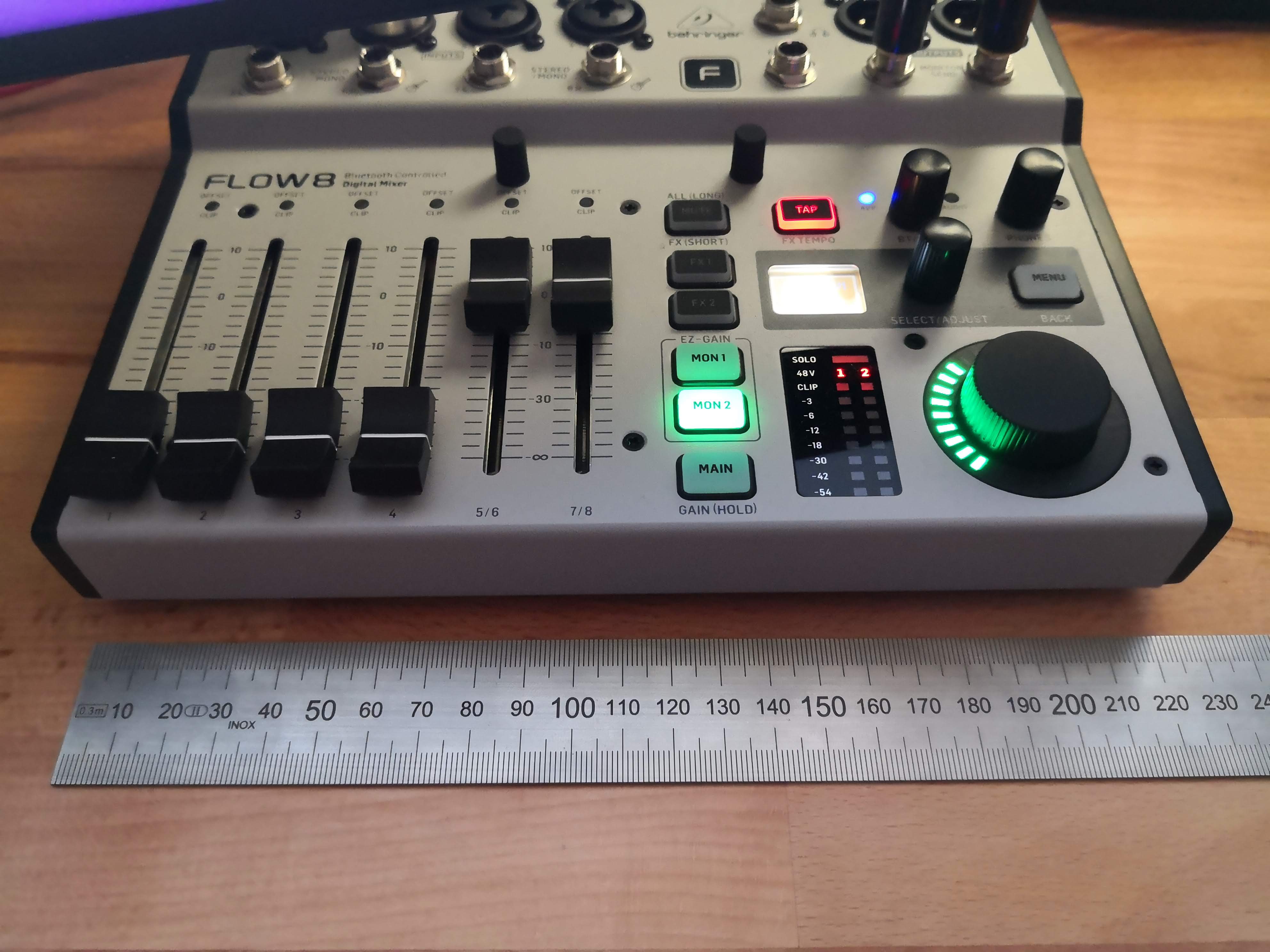 Flow 8 mit Lineal